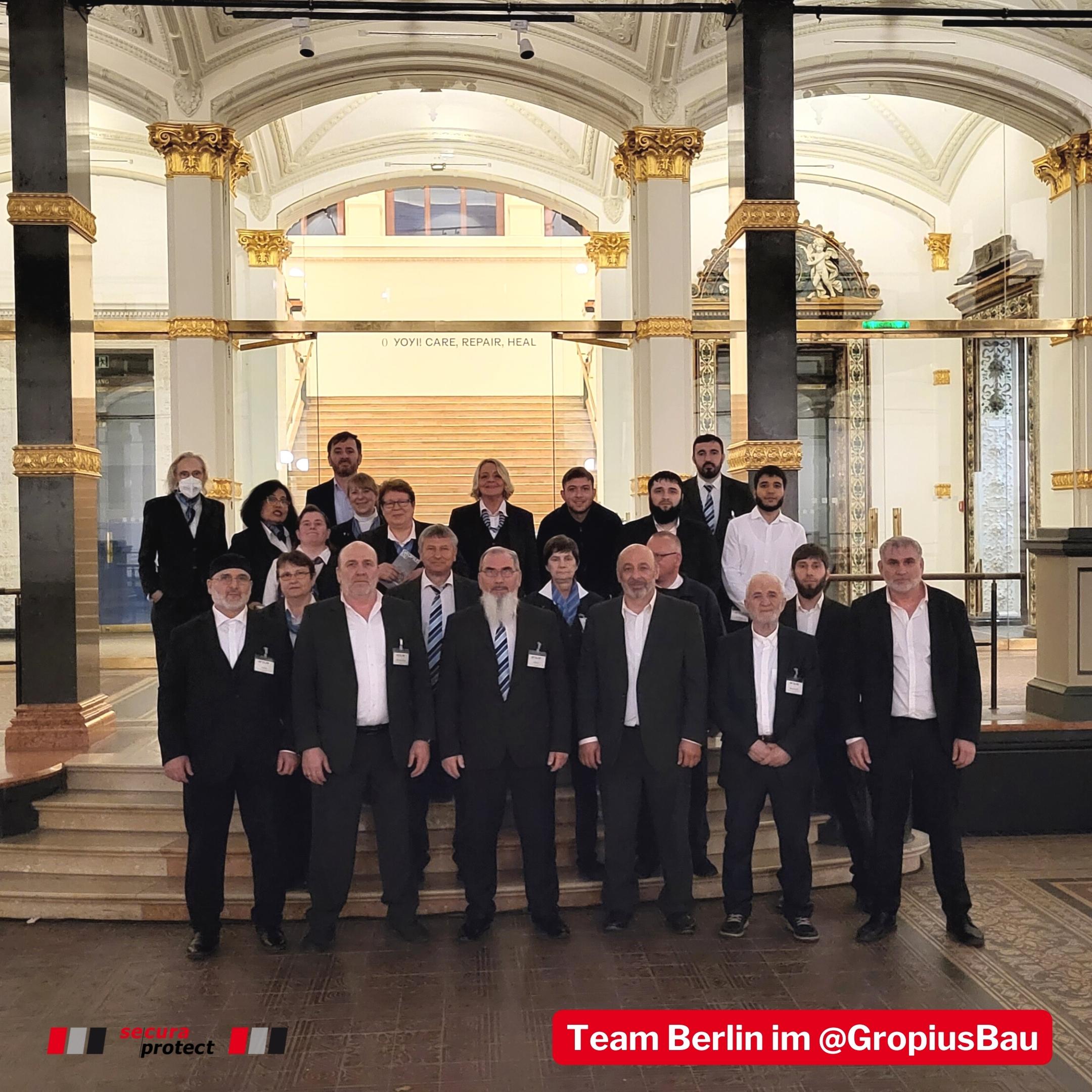 Gruppenfoto secura protect Team Gropius Bau in Berlin